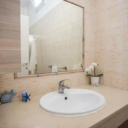 Apartment La Caletta